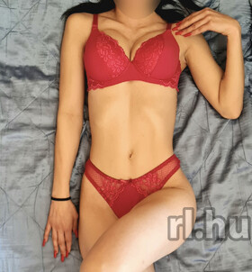 Barbi (20 éves) - Telefon: +36 70 / 153-8405 - Mosonmagyaróvár