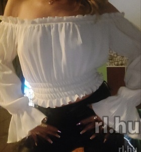 Barbi Budapest szexpartner lányok