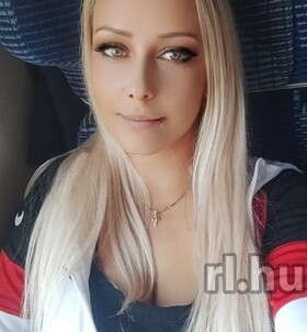 Barby Szolnok Erotische Massage Mädchen