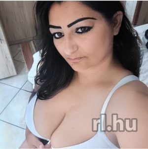 Bea (40+ éves) - Telefon: +36 30 / 253-7010 - Győr