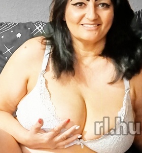 Bea (40+ éves) - Telefon: +36 30 / 253-7010 - Sopron