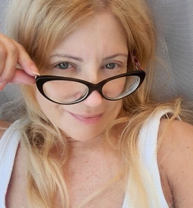 Bea Budapest szexpartner lányok