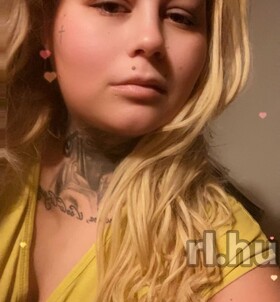 Bella (25+ éves) - Telefon: +36 70 / 772-7109 - Almásfüzitő