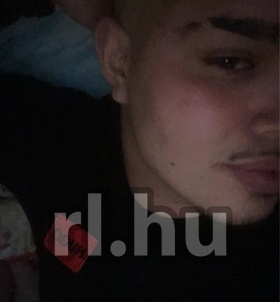 Benji (19 éves) - Telefon: +36 20 / 420-8465 - Zsámbék