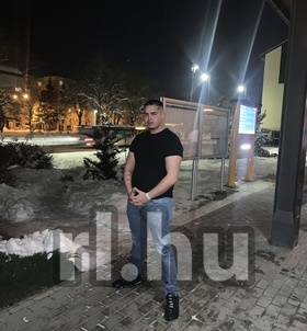 Benji (19 éves, Férfi) - Telefon: +36 20 / 420-8465 - Zsámbék, szexpartner