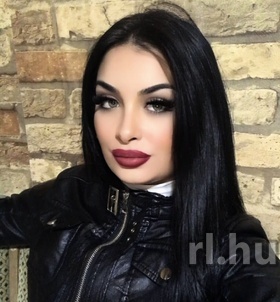 Betti19 (18+ éves) - Telefon: +36 30 / 582-1788 - Debrecen