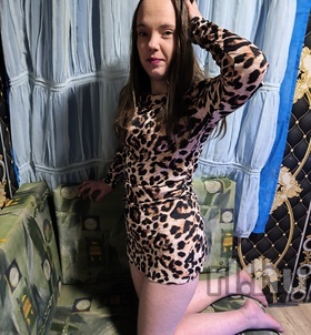 Betti (23 éves) - Telefon: +36 30 / 495-7475 - Kiskunmajsa