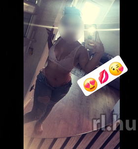 Betti (18+ éves) - Telefon: +36 30 / 699-6580 - Szeged