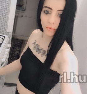 Bettina (23+ éves) - Telefon: +36 20 / 972-4436 - Miskolc