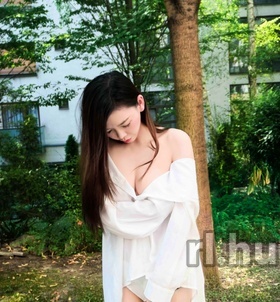 Betty (24 éves) - Telefon: +36 70 / 153-9740 - Budapest, XI