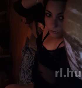 Bettyke (30+ éves) - Telefon: +36 70 / 159-7890 - Szolnok