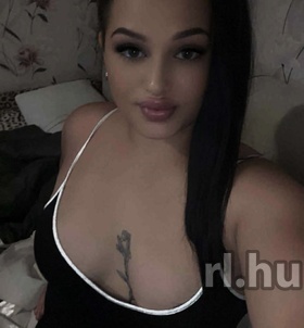 Bianka (24 éves) - Telefon: +36 30 / 239-9465 - Szolnok