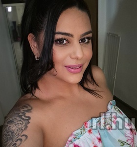 Bianka Budapest escort Mädchen