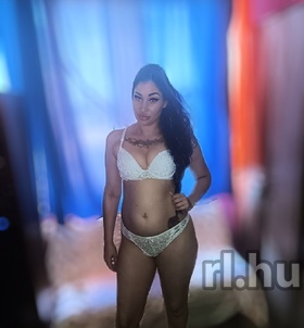 Bianka (25+ éves) - Telefon: +36 70 / 249-6622 - Szentes