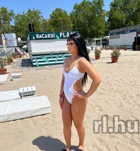 Brigi (20+ éves) - Telefon: +36 30 / 830-1648 - Pécs