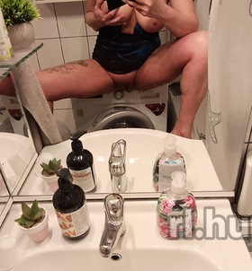 BujaNelli Budapest escort girls