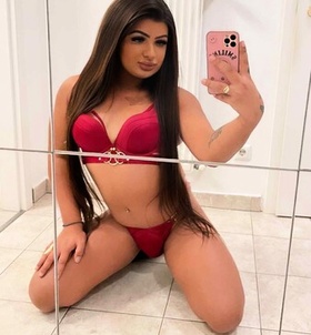 Szigetszentmikl�s, Camilla_Spanish 06701458389