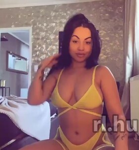 Carmen (22 éves) - Telefon: +36 30 / 269-8202 - Nyíregyháza