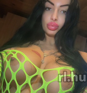 Carolina_ Budapest escort Mädchen