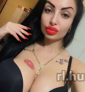 Budapest, Carolina_ 06706190707