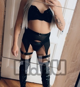 Cendy (27 éves) - Telefon: +36 70 / 161-0719 - Budapest, XIII