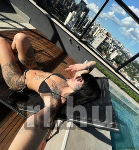 Budapest, CharlotteBrazilianWildCat 06702109047