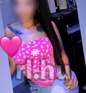 Chloe (18 éves, Nő) - Telefon: +36 20 / 497-6262 - Budapest, szexpartner