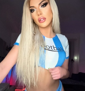 Chloe (20+ éves, Travi) - Telefon: +36 30 / 138-6327 - Budapest, XI. Újbuda központ , szexpartner