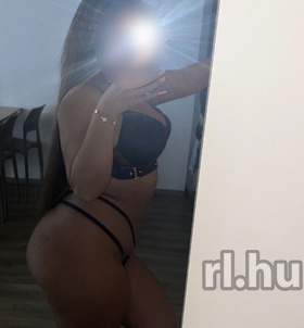 Cintia (23 éves) - Telefon: +36 20 / 568-3188 - Budapest