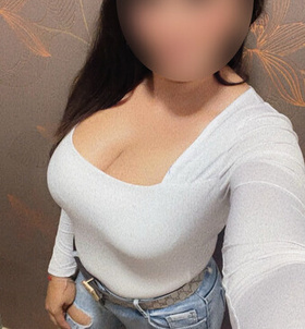 Claudya (29 éves) - Telefon: +36 20 / 598-0202 - Békéscsaba