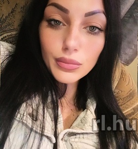 Cloé Baktalórántháza escort Mädchen