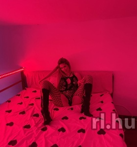 Cloéka (25+ éves) - Telefon: +36 70 / 611-4777 - Budapest, VII