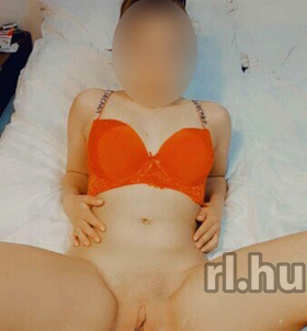 Csenge (19+ éves, Nő) - Telefon: +36 30 / 790-1827 - Budapest, VII., szexpartner