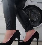 Csilla (33 éves) - Telefon: +36 30 / 353-0948 - Debrecen