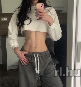 Budapest, Cynthiaa 06706722850