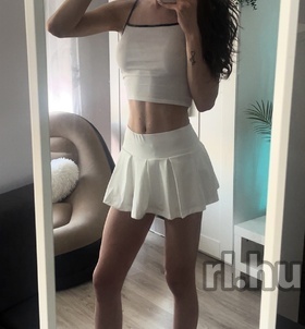 Budapest, Cynthiaa 06706722850
