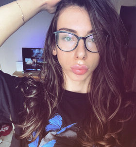 Budapest, Cynthiaa 06706722850