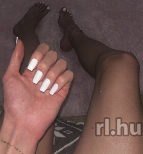 Cynthiaa (20 éves) - Telefon: +36 70 / 672-2850 - Budapest