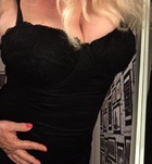 Dana Győr Erotische Massage Mädchen