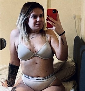 Daniella (23 éves) - Telefon: +36 70 / 342-5365 - Budapest, VI