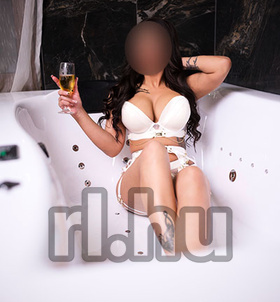 Daria (25+ éves) - Telefon: +36 30 / 569-1178 - Győr