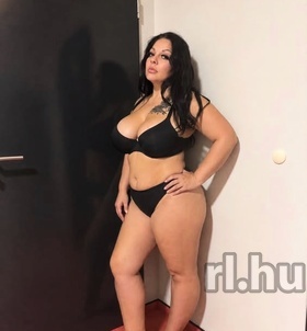 Dia Budapest escort girls