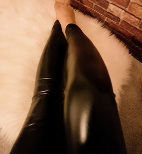 Budapest, Domina-Laura 06701476124