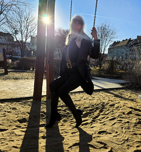 DominaLola 307438100, Budapest domina #5 - 19342_rosszlanyok_ccdc93_domina_dominalola_2510141027_10.jpg