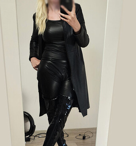 DominaLola 307438100, Budapest domina #3 - 19342_rosszlanyok_cdadd3_domina_dominalola_2511032001_11.jpg