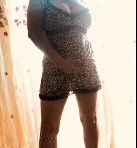 Dóri (44 éves) - Telefon: +36 20 / 246-6434 - Dunaújváros