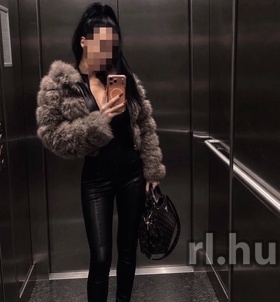 Dórika Budapest escort Mädchen