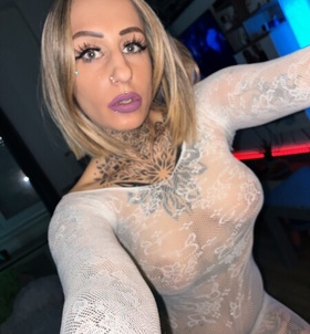 P�cs, Dorina 06206252470