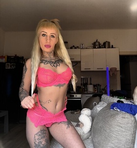 P�cs, Dorina 06206252470