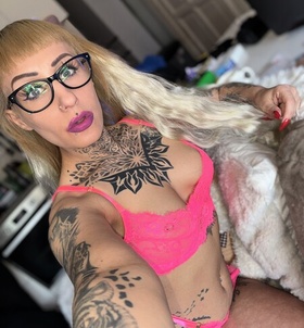 P�cs, Dorina 06206252470